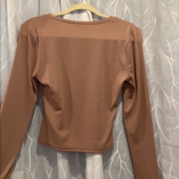 Lulu’s Hook & Eye Ribbed Long Sleeve Top - Picture 4 of 4
